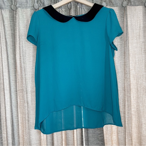 Teal Adora Short Sleeve Peter Pan Collar Blouse Size Medium - Picture 1 of 13